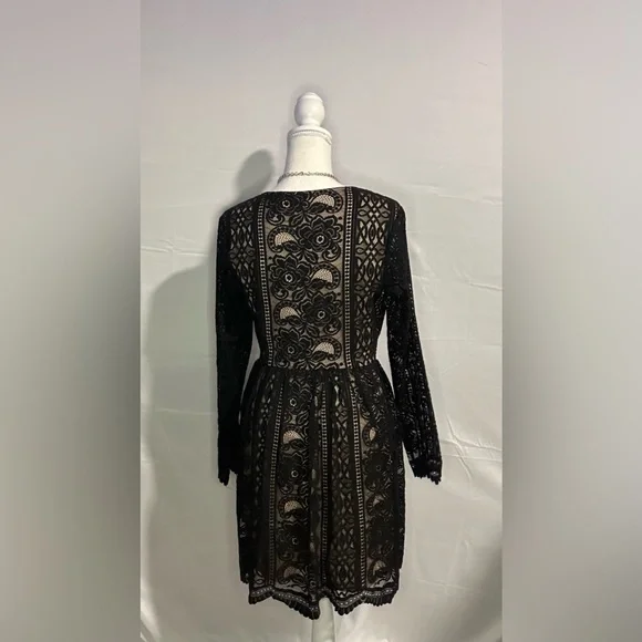 Little Black Dress - Picture 2 of 6